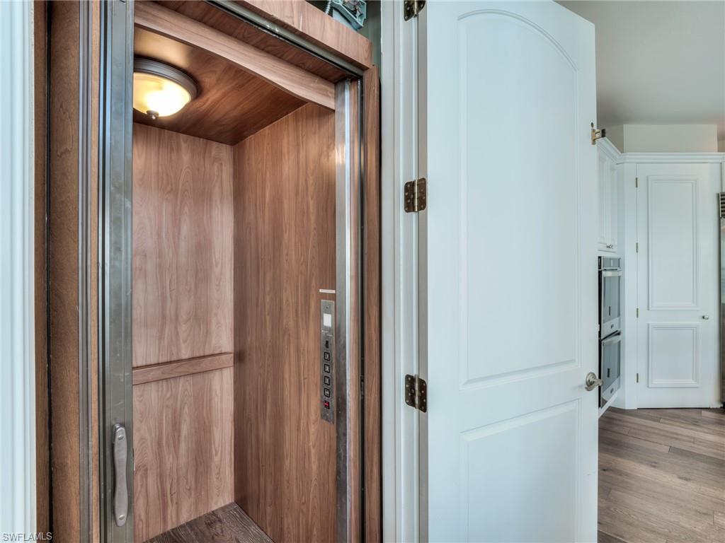 MCPHIE PARK - Residential