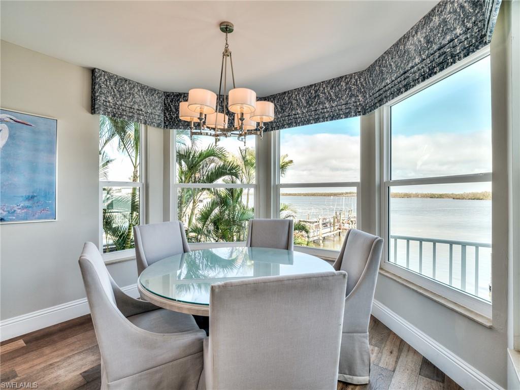 MCPHIE PARK - Residential