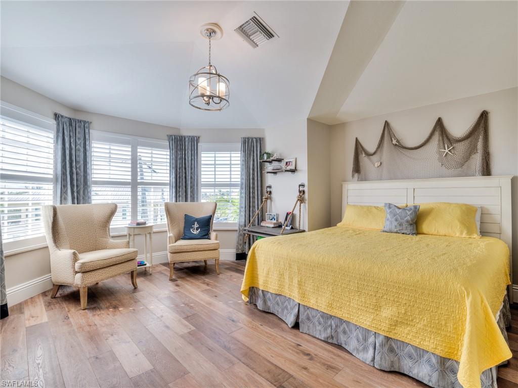 MCPHIE PARK - Residential