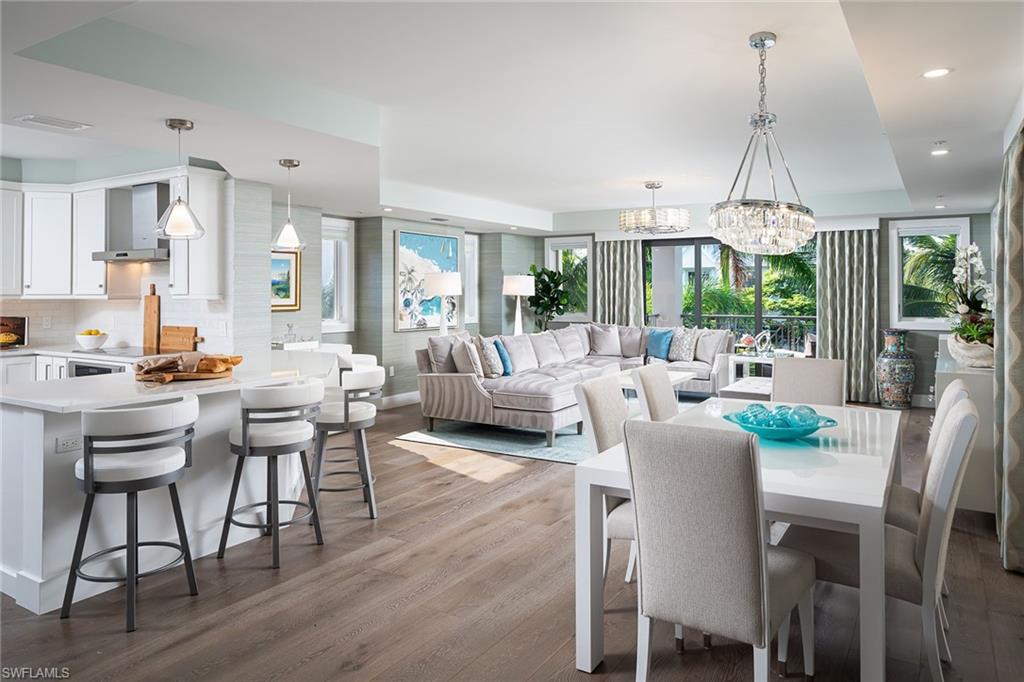 ESMERALDA ON EIGHTH - Residential