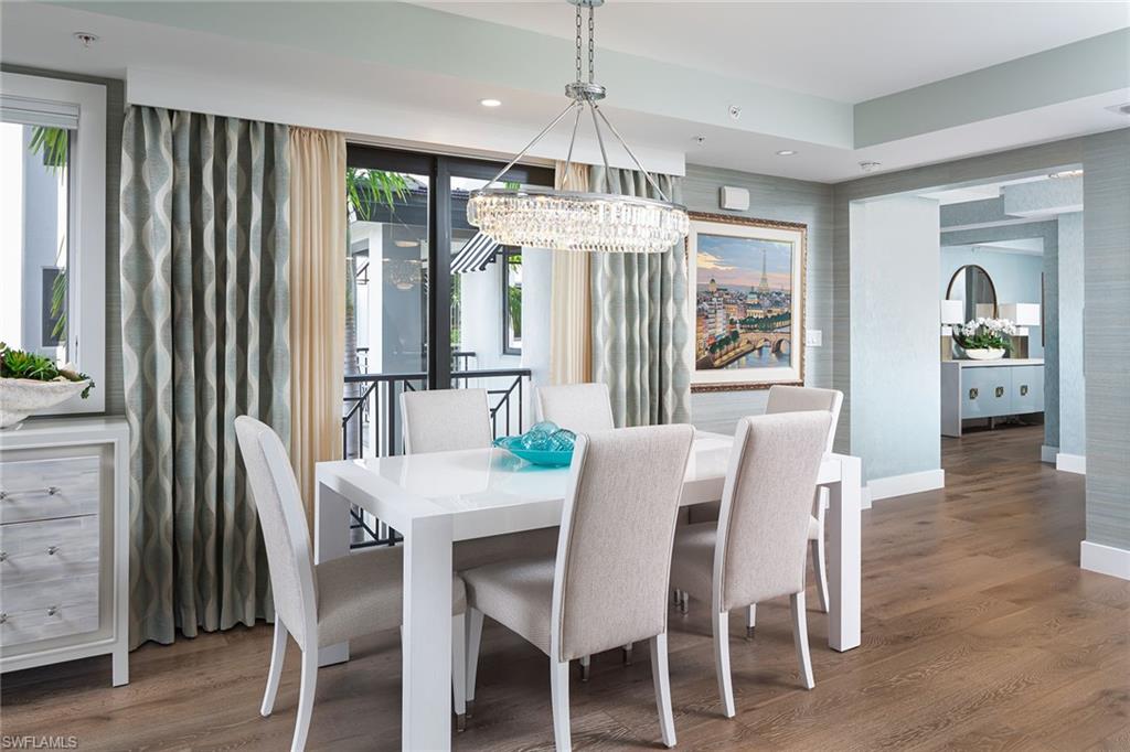 ESMERALDA ON EIGHTH - Residential