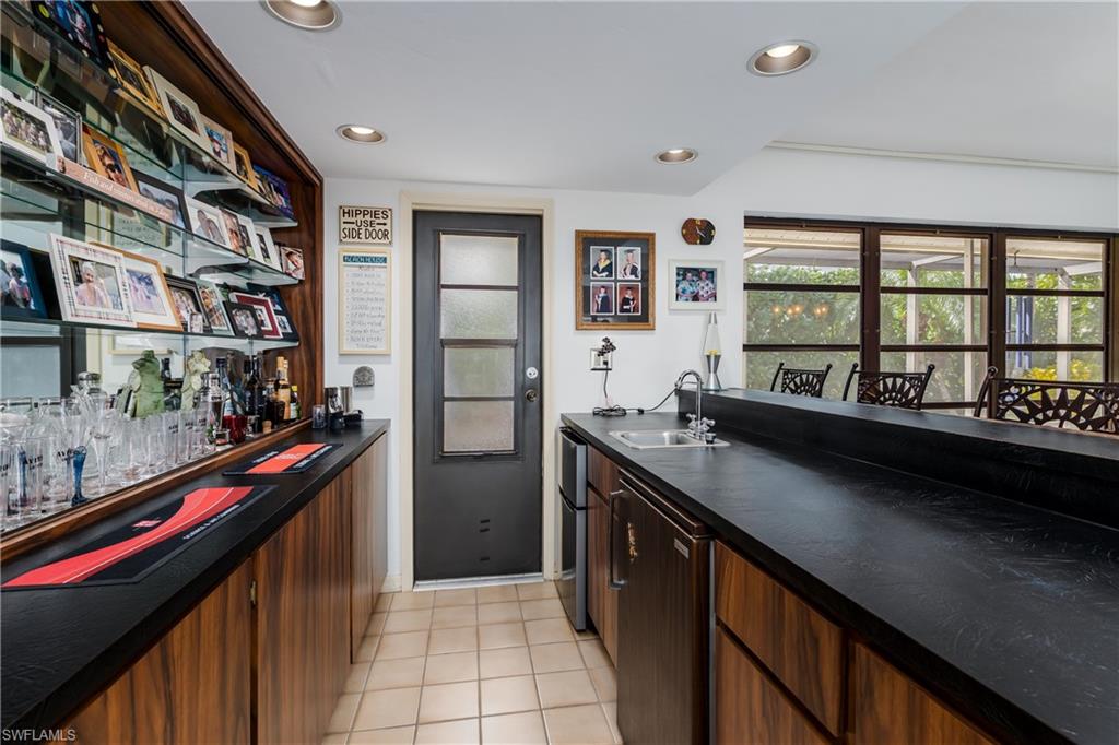 PARK SHORE - Residential