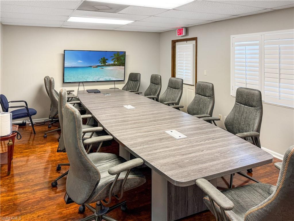 2335 Tamiami TRL N 401,402,403