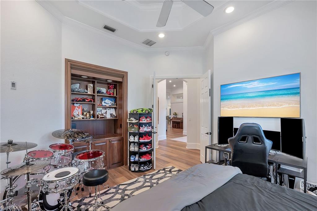 ARBOR GLEN - Residential