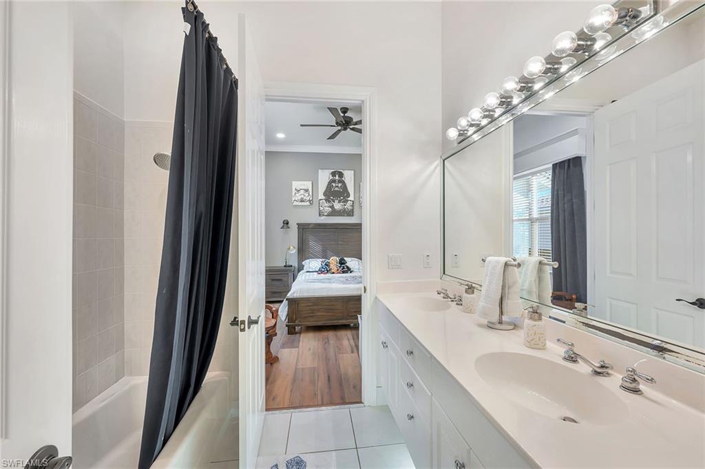 ARBOR GLEN - Residential