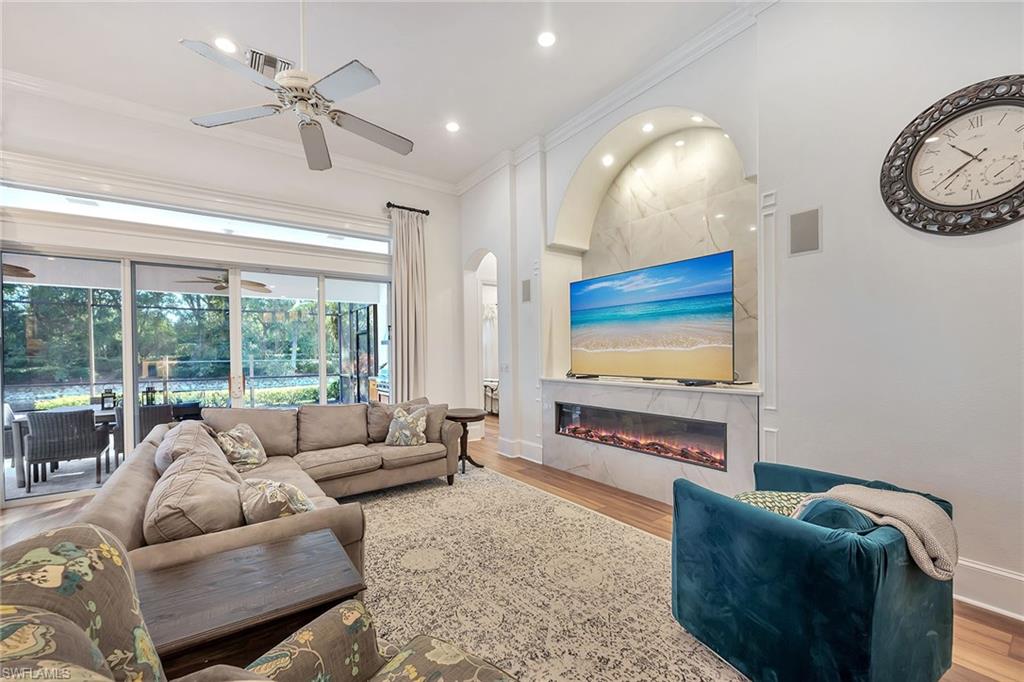 ARBOR GLEN - Residential