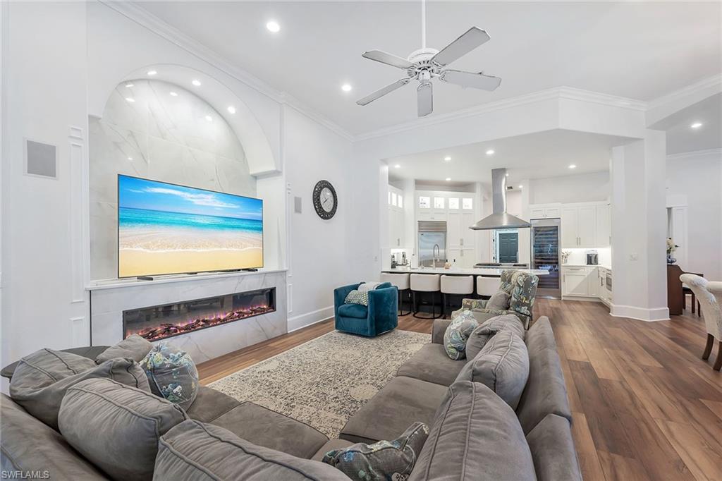 ARBOR GLEN - Residential