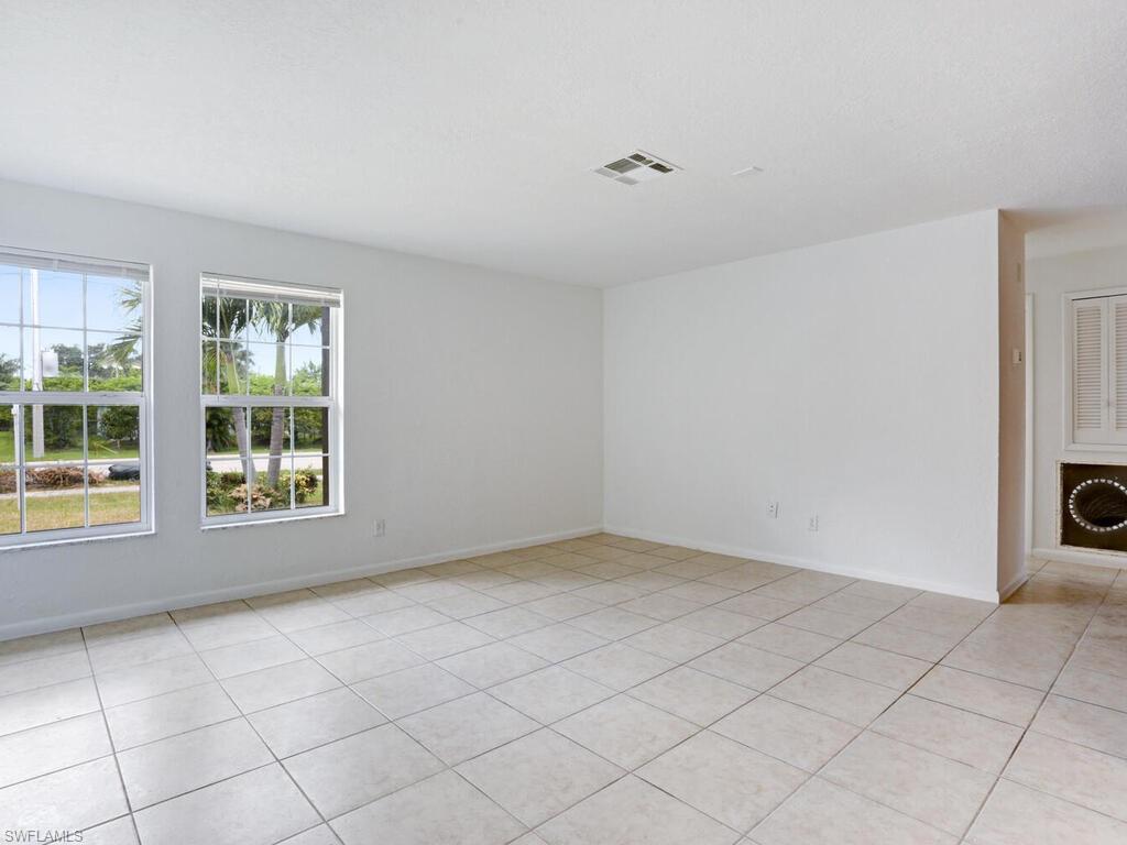 BLUE WATER SHORES - Residential