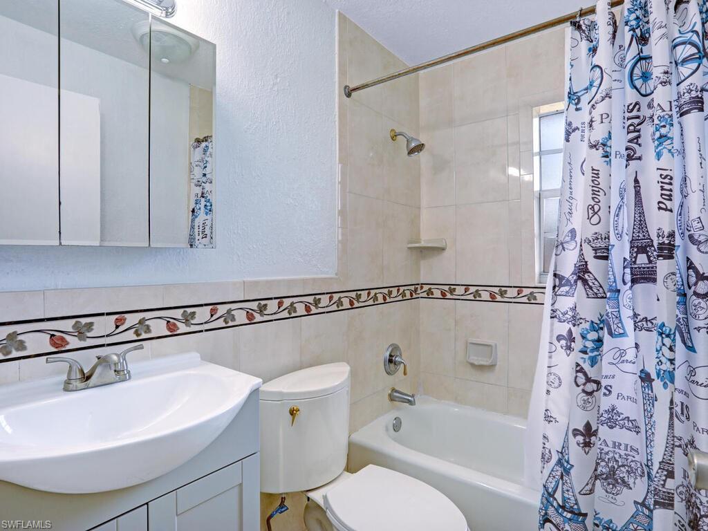 BLUE WATER SHORES - Residential