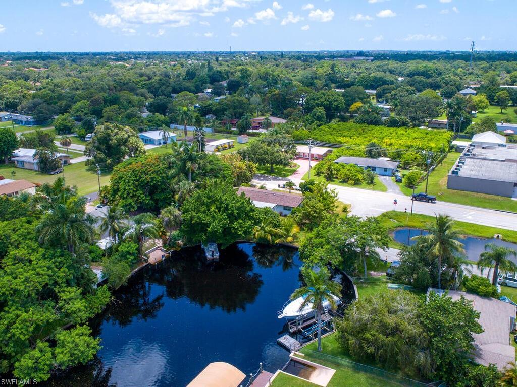 BLUE WATER SHORES - Residential