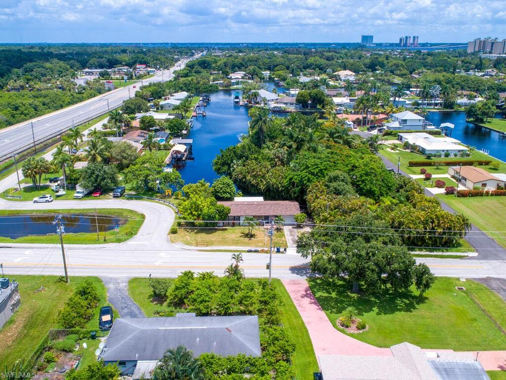 BLUE WATER SHORES - Residential