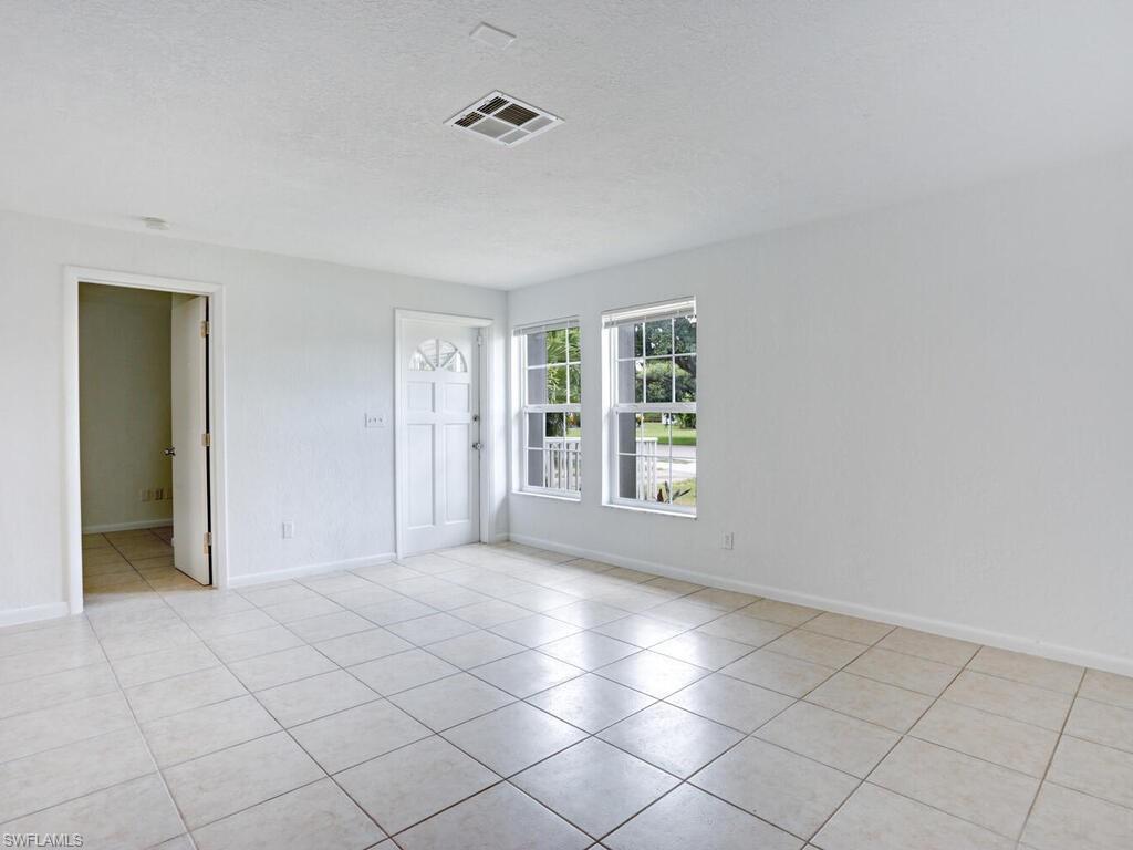 BLUE WATER SHORES - Residential