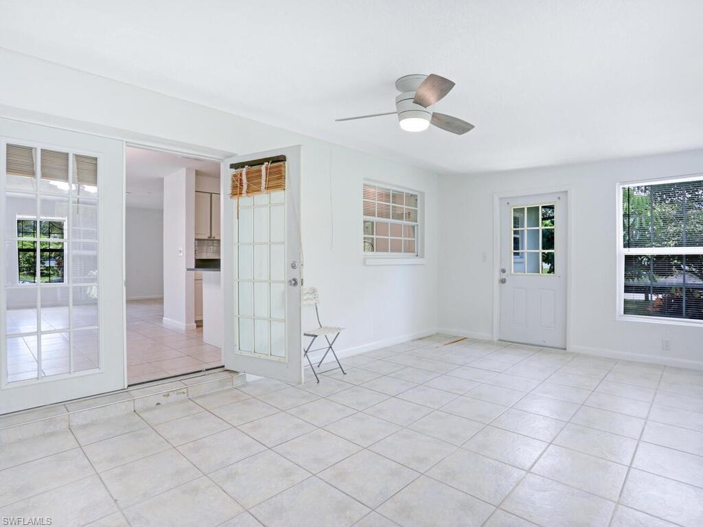 BLUE WATER SHORES - Residential