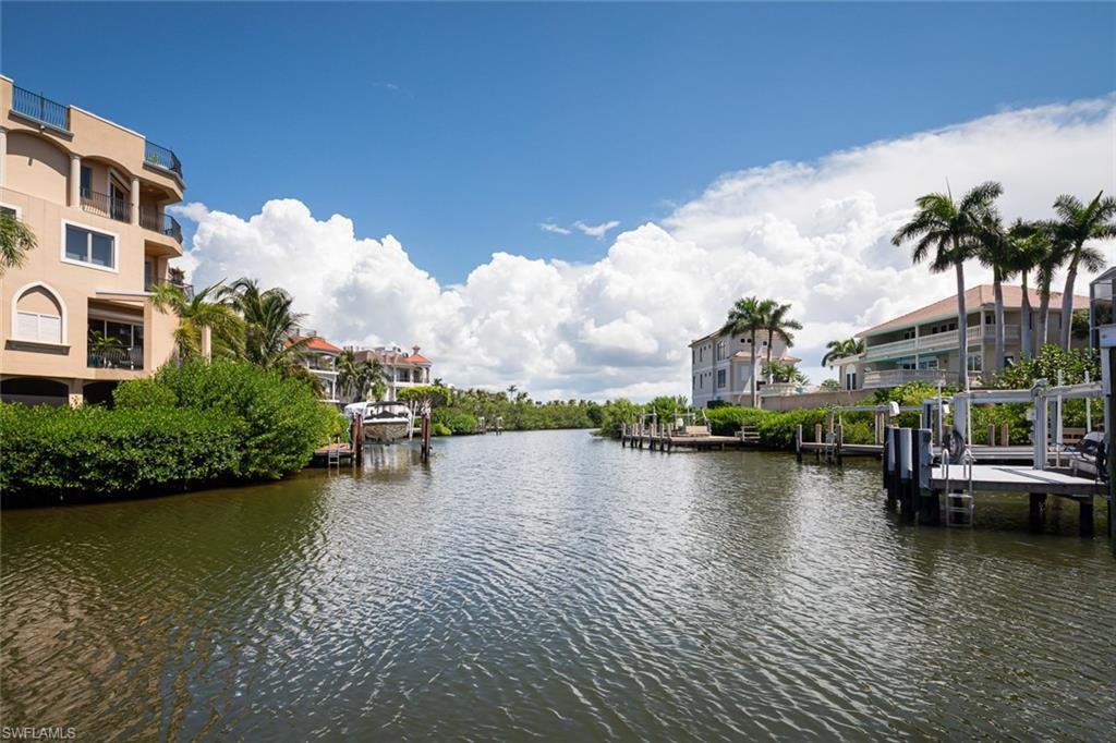 SOUTHPORT ON THE BAY - Residential