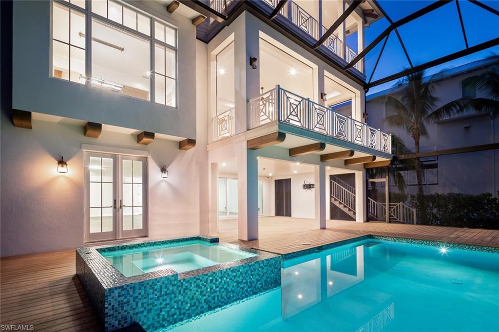 SOUTHPORT ON THE BAY - Residential