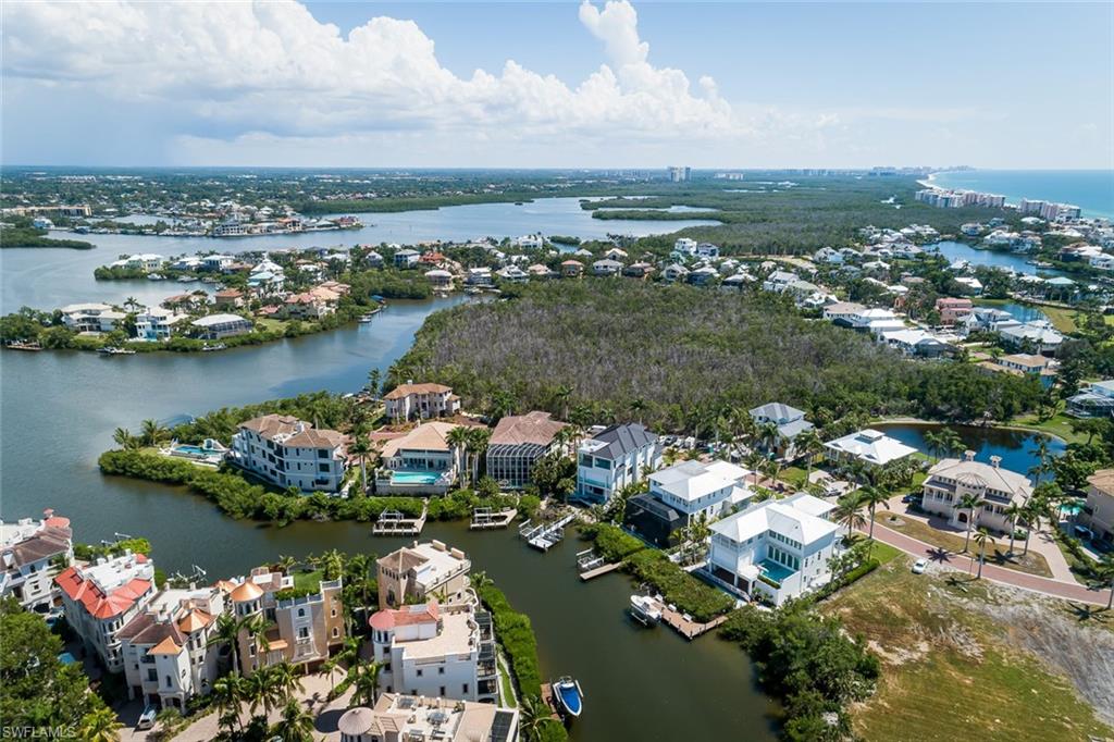 SOUTHPORT ON THE BAY - Residential