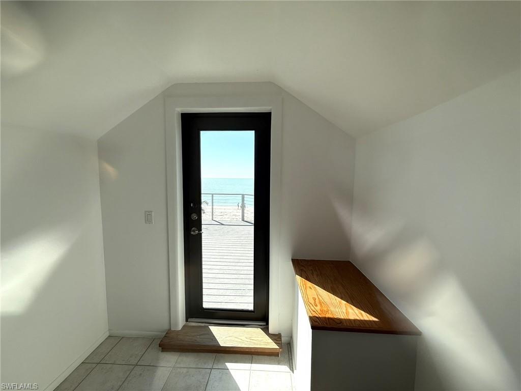 SAFETY HARBOR CLUB - Residential