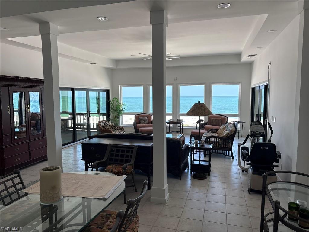 SAFETY HARBOR CLUB - Residential