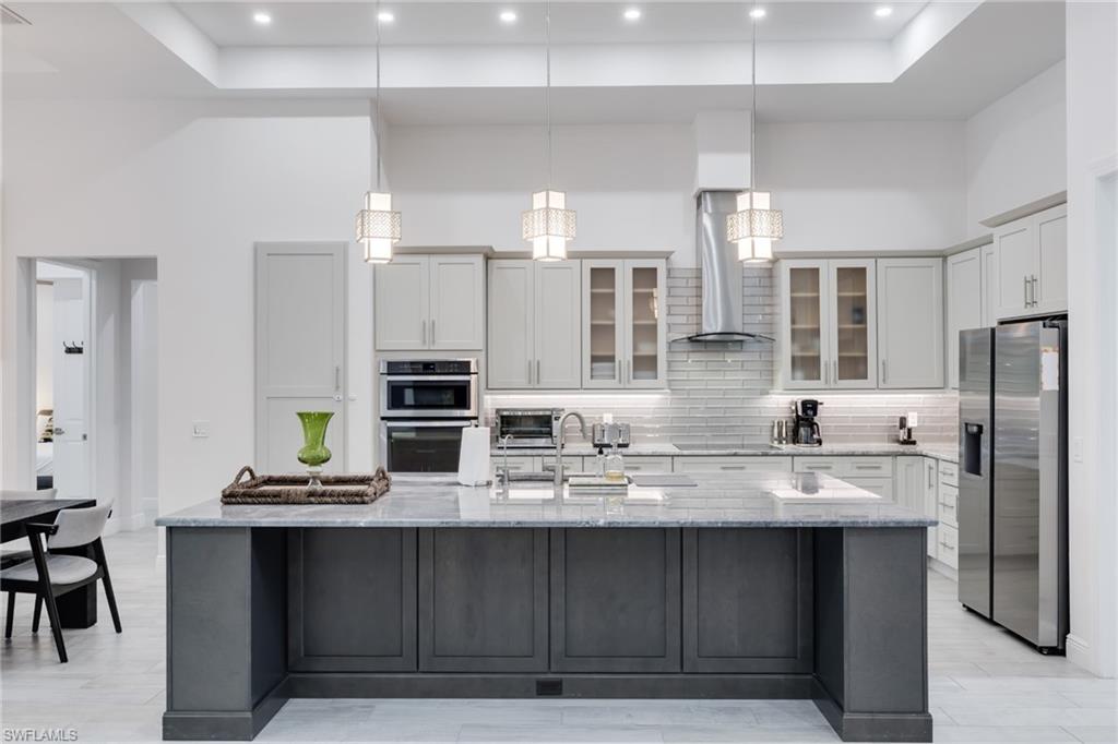 LIVINGSTON WOODS - Residential