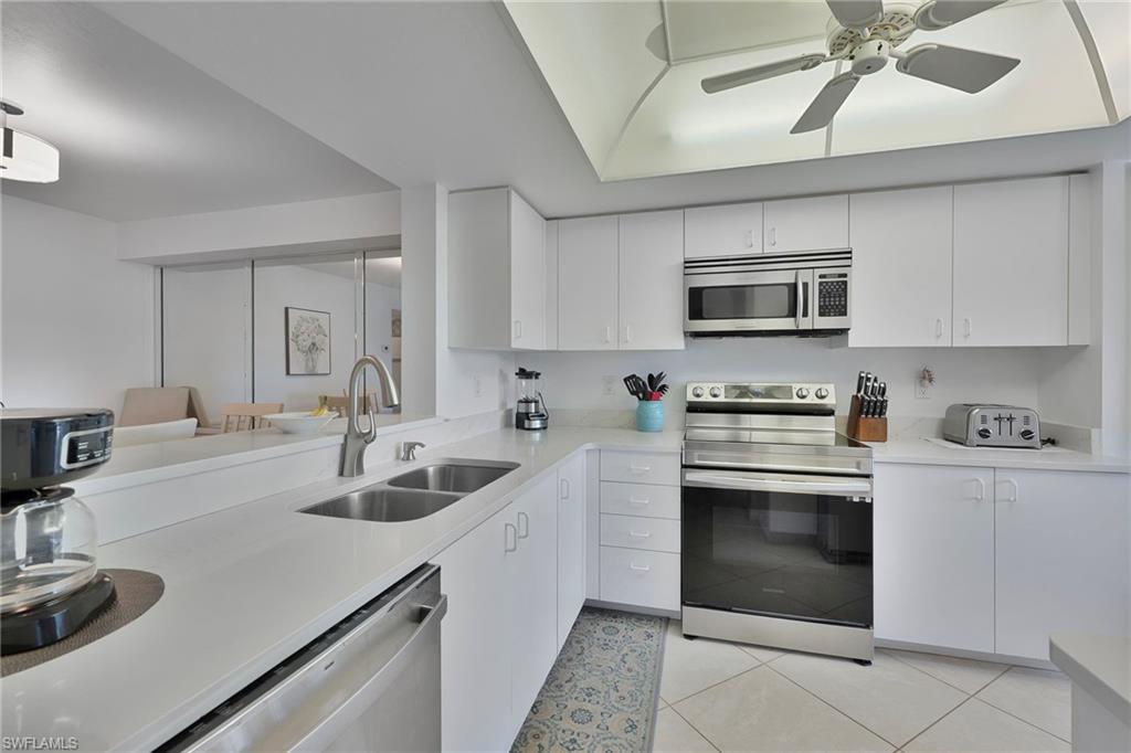 7320 Glenmoor LN 2203