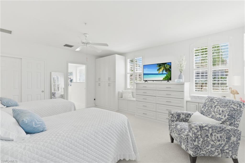 EMERALD ISLE - Residential