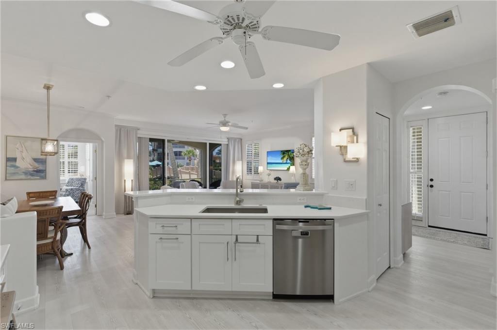 EMERALD ISLE - Residential