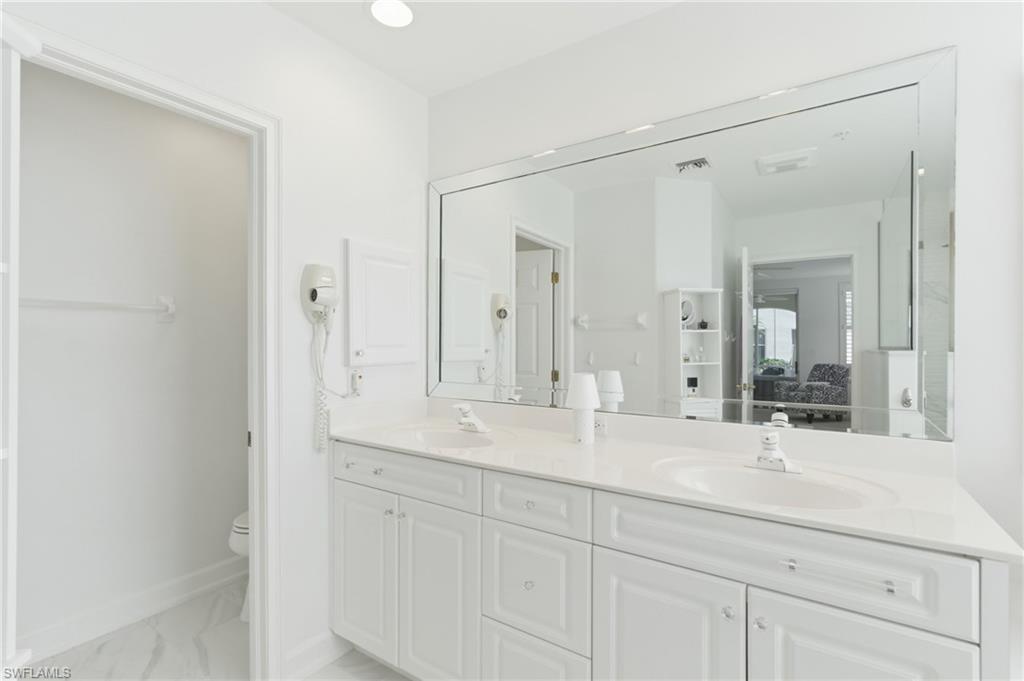 EMERALD ISLE - Residential