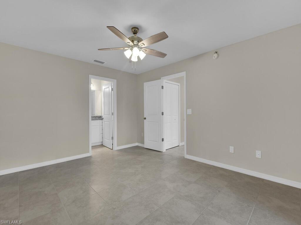 ROYAL WOODS - Residential