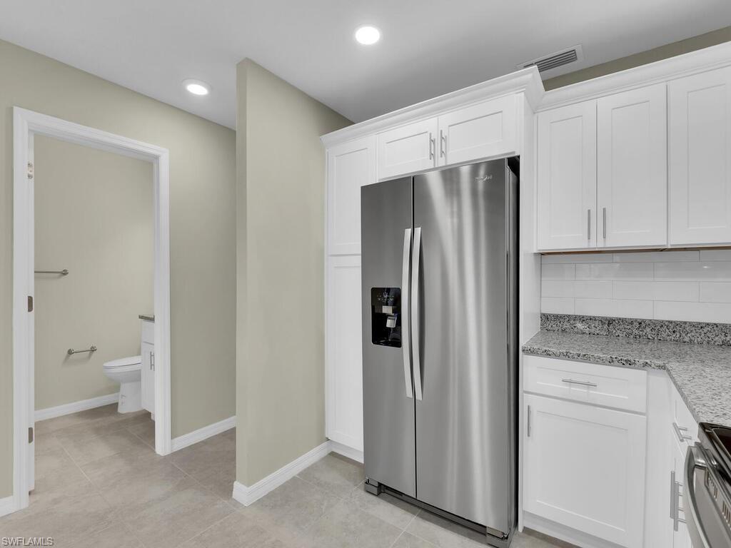 ROYAL WOODS - Residential