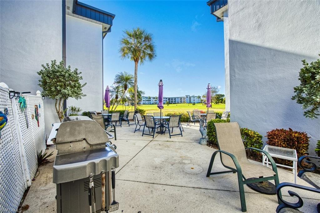 SEVEN LAKES - Residential