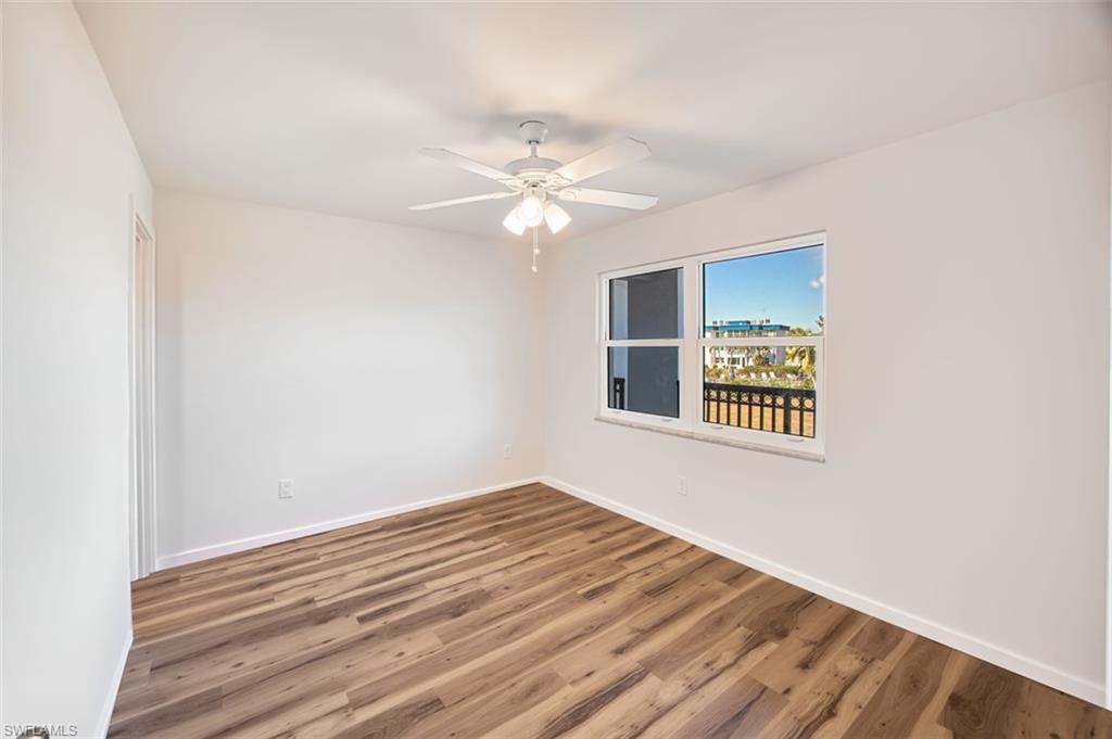 SEVEN LAKES - Residential