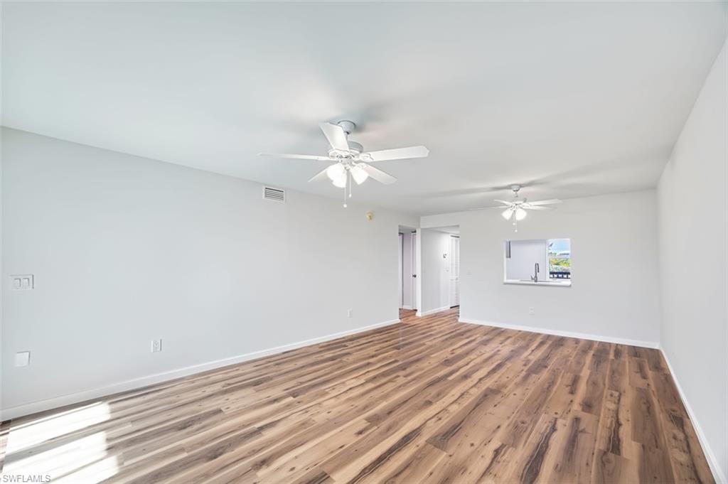 SEVEN LAKES - Residential