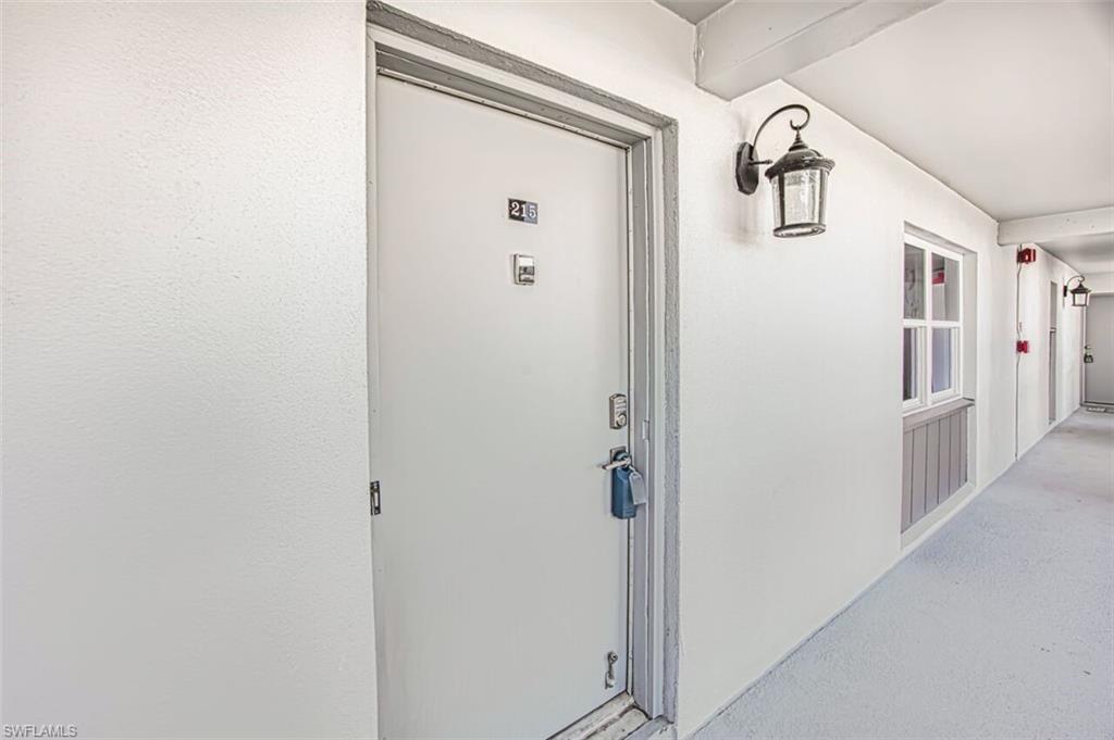 SEVEN LAKES - Residential