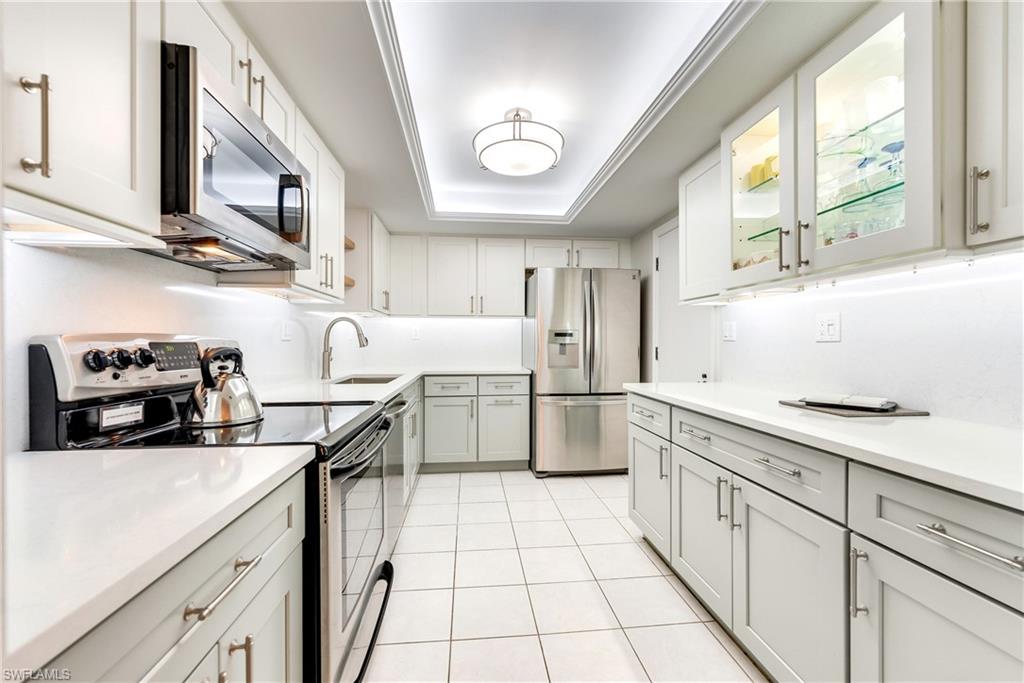 CRECIENTE CONDO NORTH - Residential