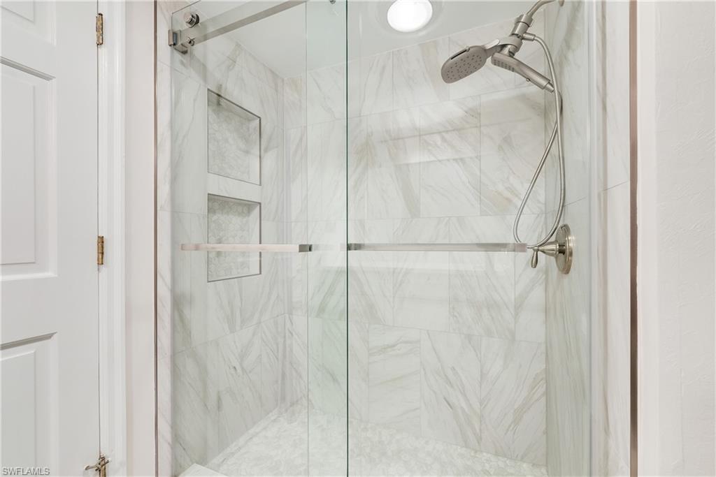 CRECIENTE CONDO NORTH - Residential