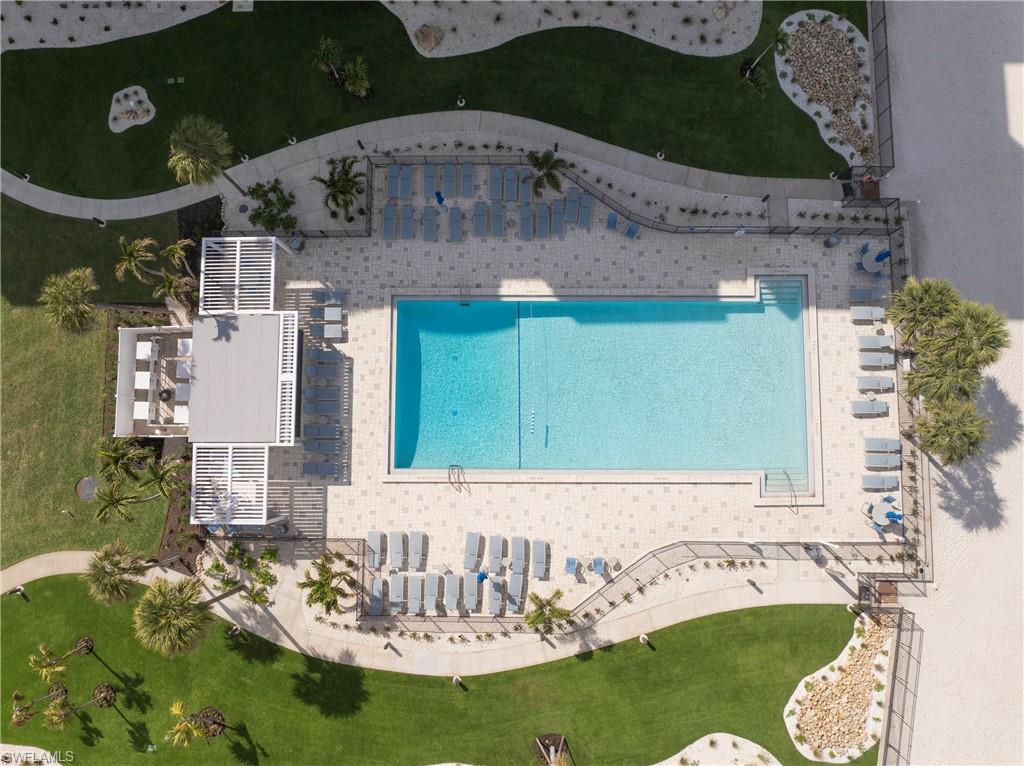 CRECIENTE CONDO NORTH - Residential