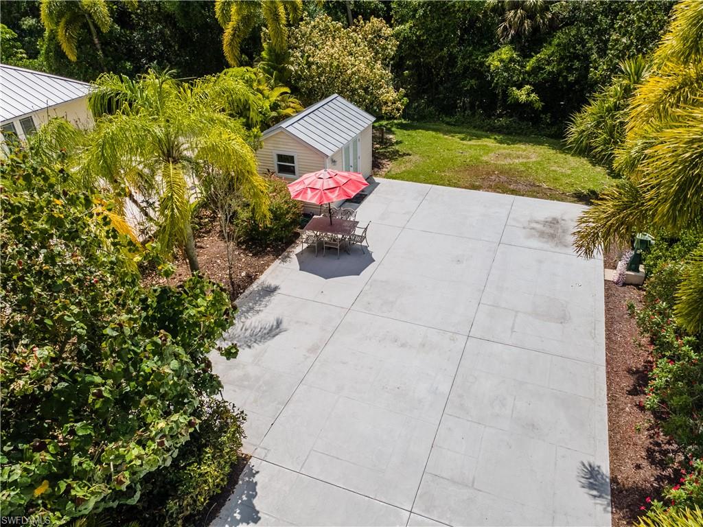 RIVERBEND MOTORCOACH RESORT - Land