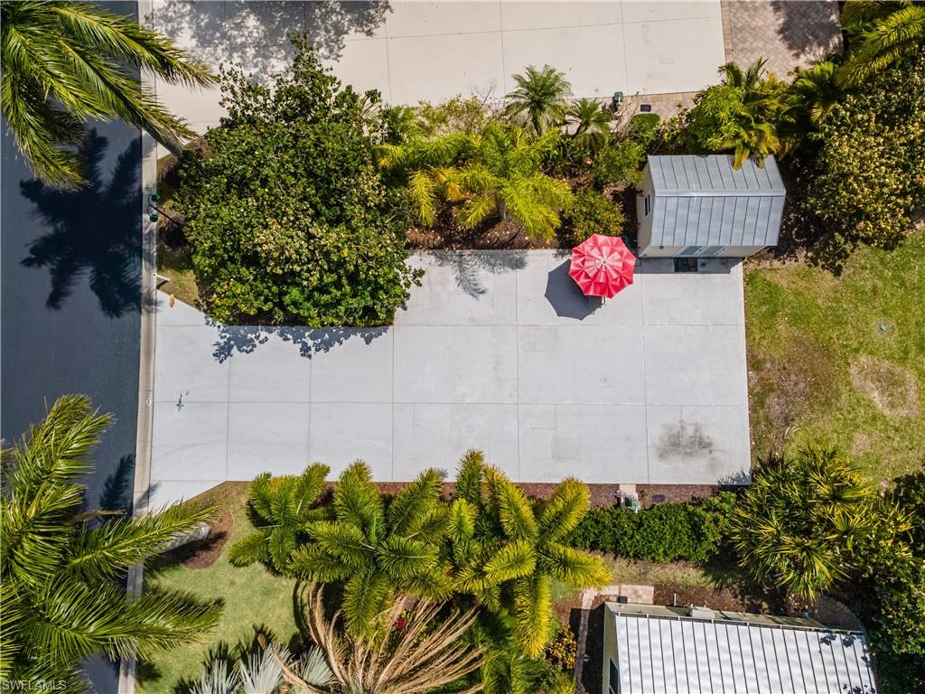 RIVERBEND MOTORCOACH RESORT - Land