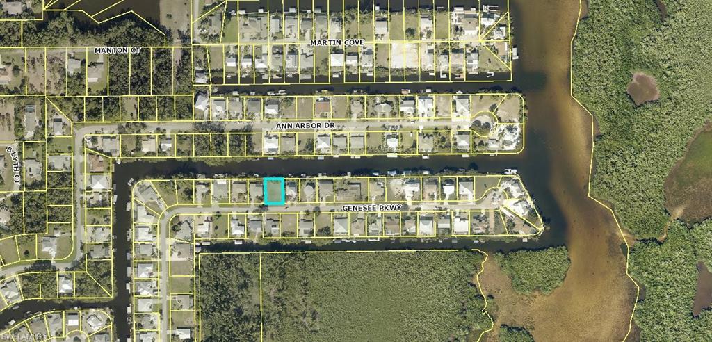 CHARLOTTE SHORES - Land