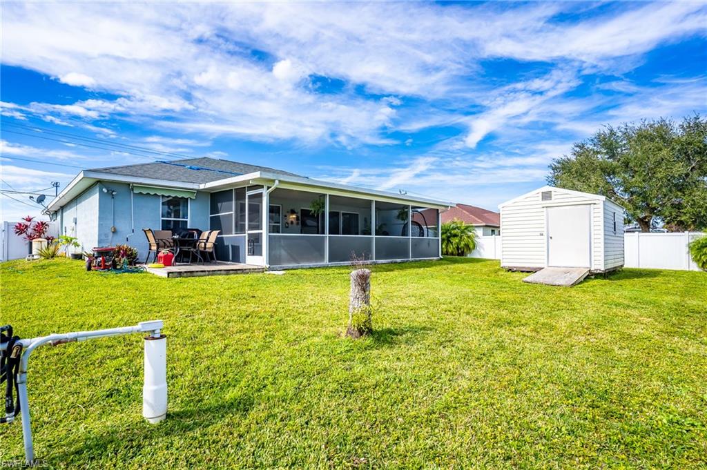 CAPE CORAL - Residential