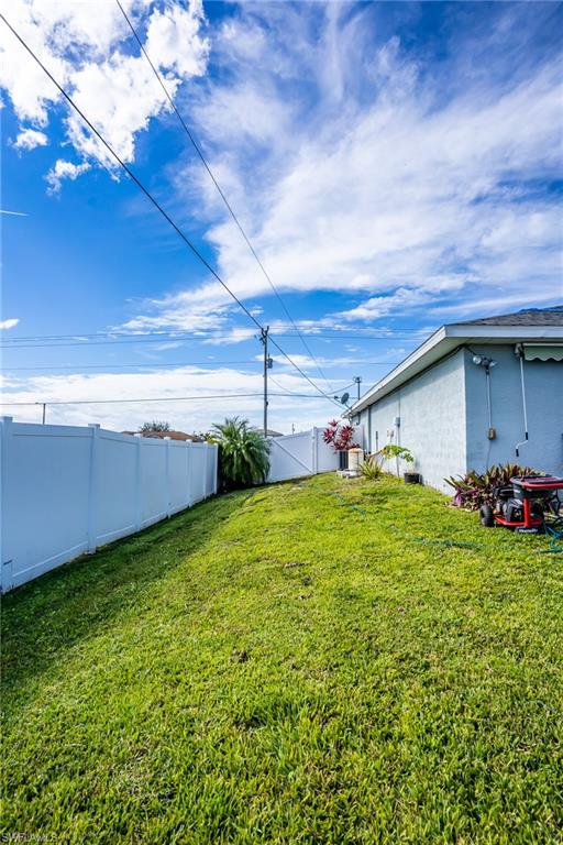 CAPE CORAL - Residential