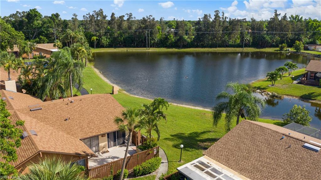 ROYAL WOODS - Residential