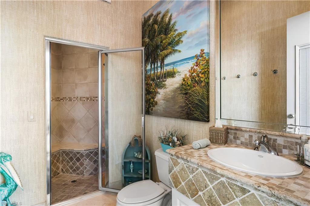 EDGEWATER - Residential