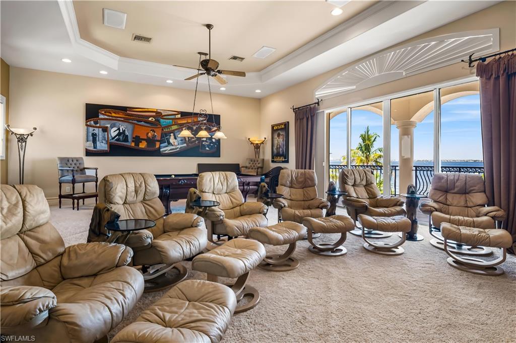 EDGEWATER - Residential