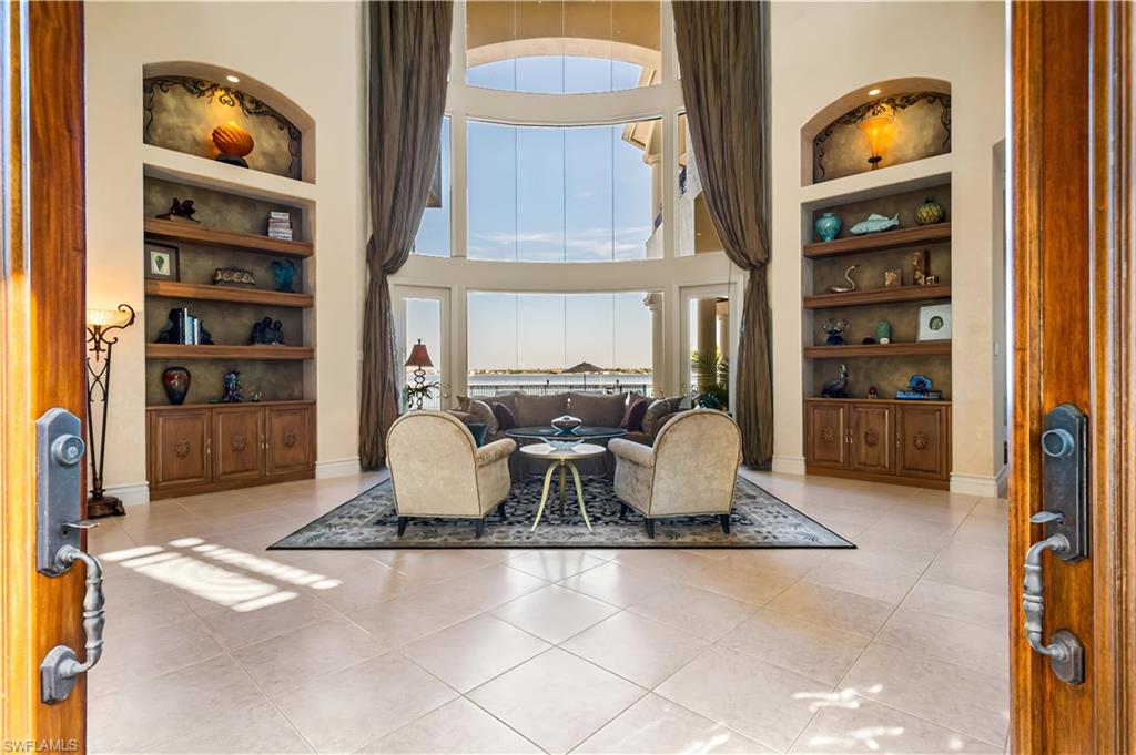 EDGEWATER - Residential