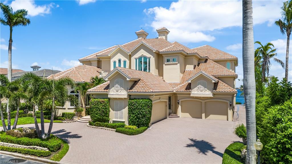 EDGEWATER - Residential