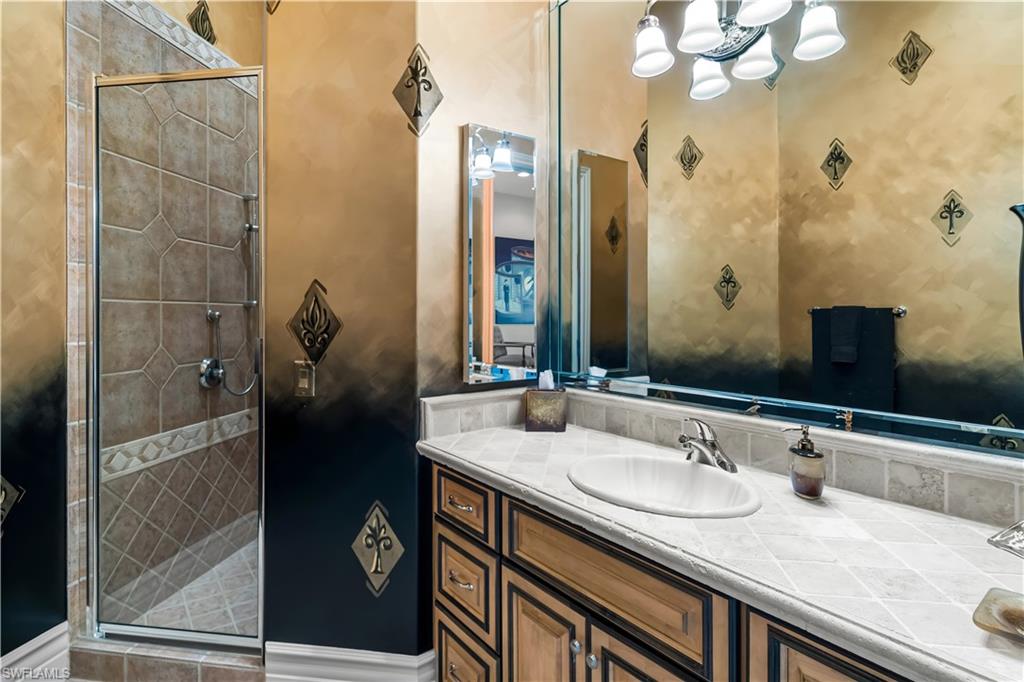 EDGEWATER - Residential