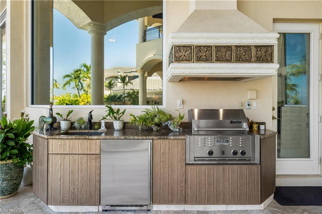 EDGEWATER - Residential