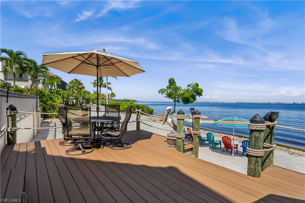 EDGEWATER - Residential