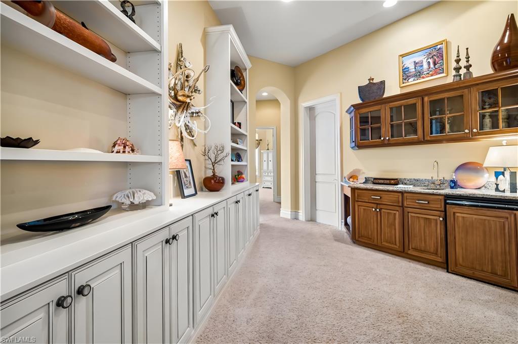 EDGEWATER - Residential